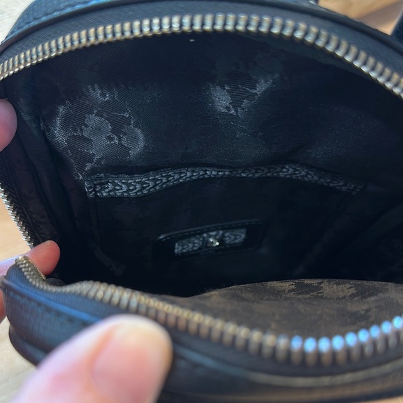 Karl Lagerfeld Black Crossbody Bag with Branded Strap - Picture 5 of 8